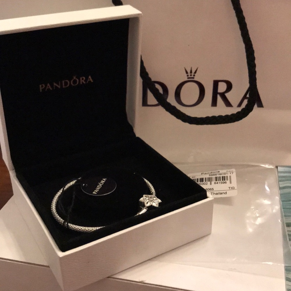 Special Edition Pandora snowflake bangle bracelet